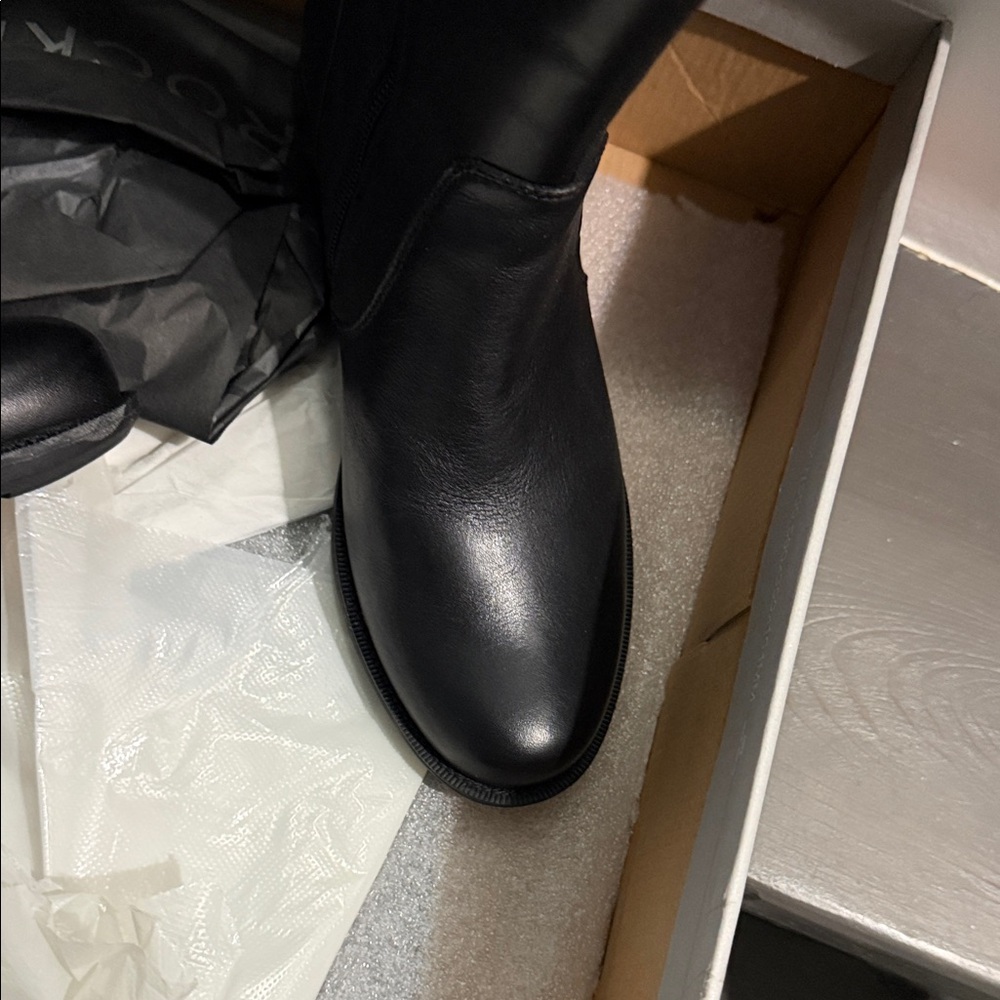 Rockport Elegant Black Tall Boots - Picture 4 of 7